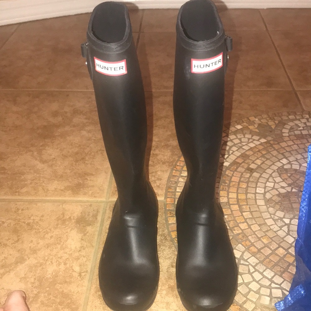 Hunter tall black rain boots womens 7